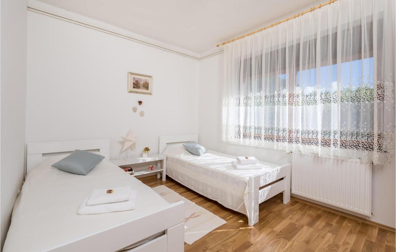 4 Bedroom Nice Apartment In Opatija Exterior photo
